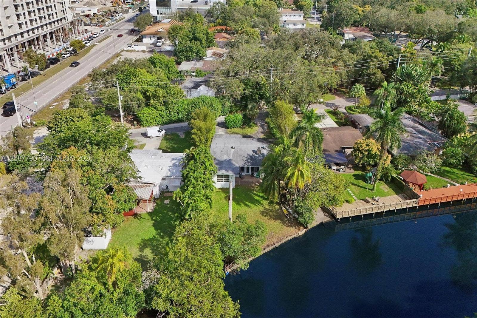 18500 NE 23rd Court, Miami, FL 33180 Photo 47