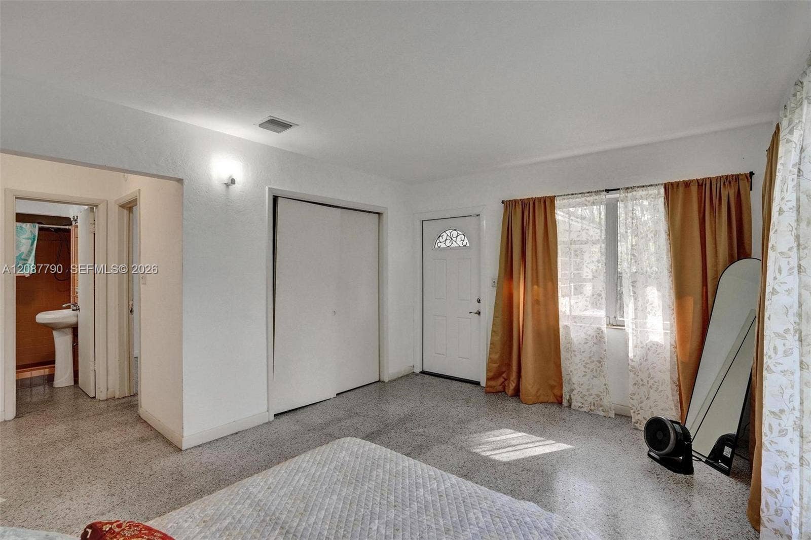 18500 NE 23rd Court, Miami, FL 33180 Photo 31