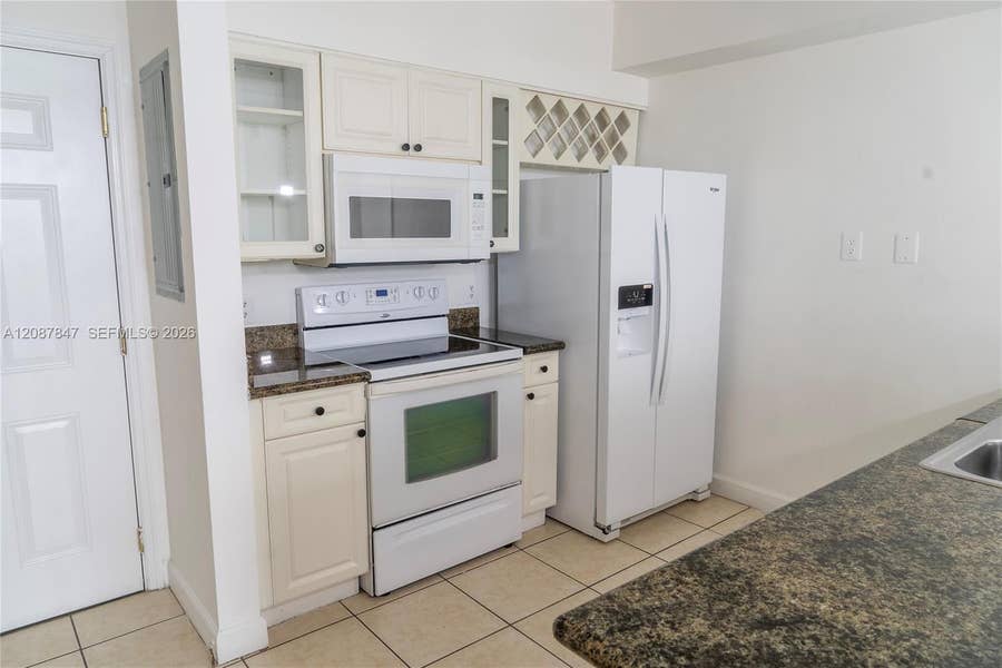Property photo for 1 Glen Royal Parkway, #809, Miami, FL