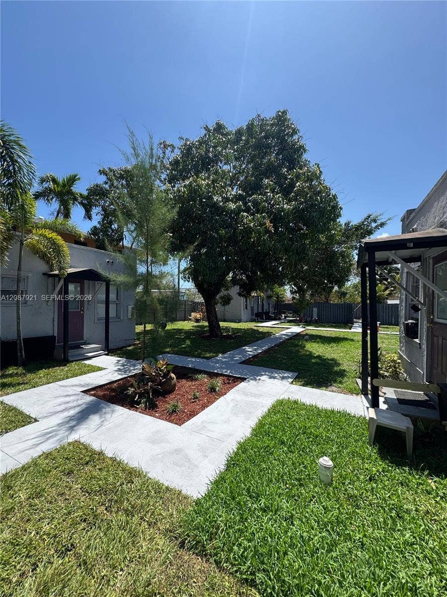 Property photo for 25 SW 10th Street, #11, Dania Beach, FL