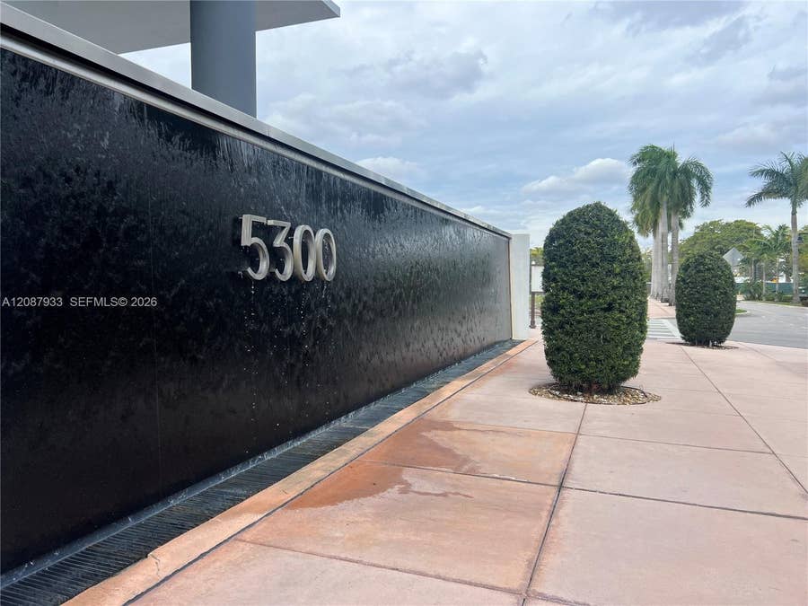 Property photo for 5300 Paseo Boulevard, #711, Doral, FL