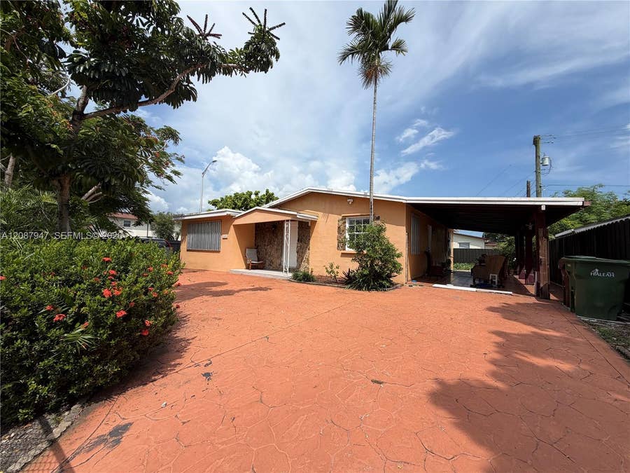 Property photo for 3495 W 13th Avenue, Hialeah, FL