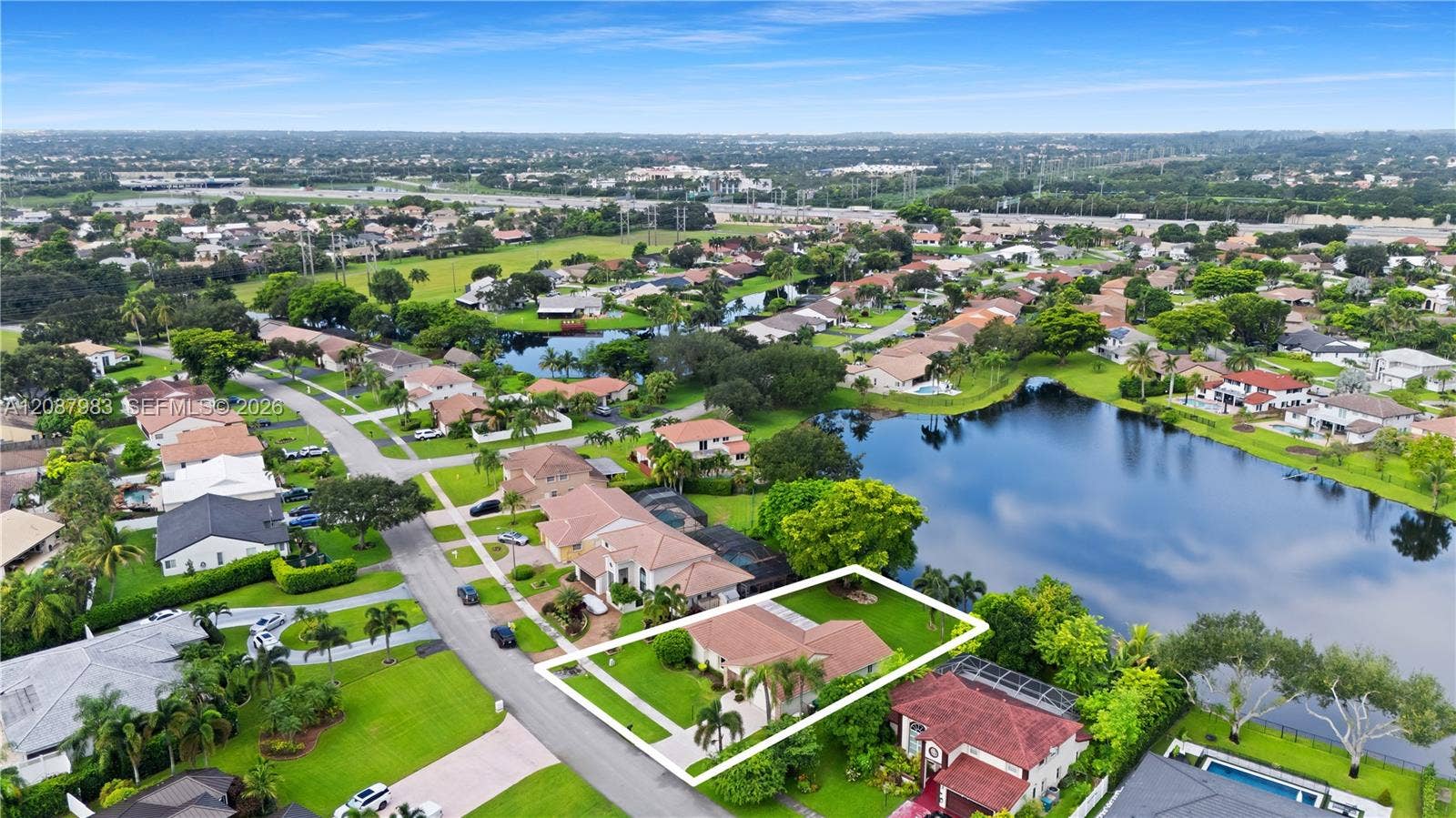 6581 Falconsgate Avenue, Davie, FL 33331 Photo 39