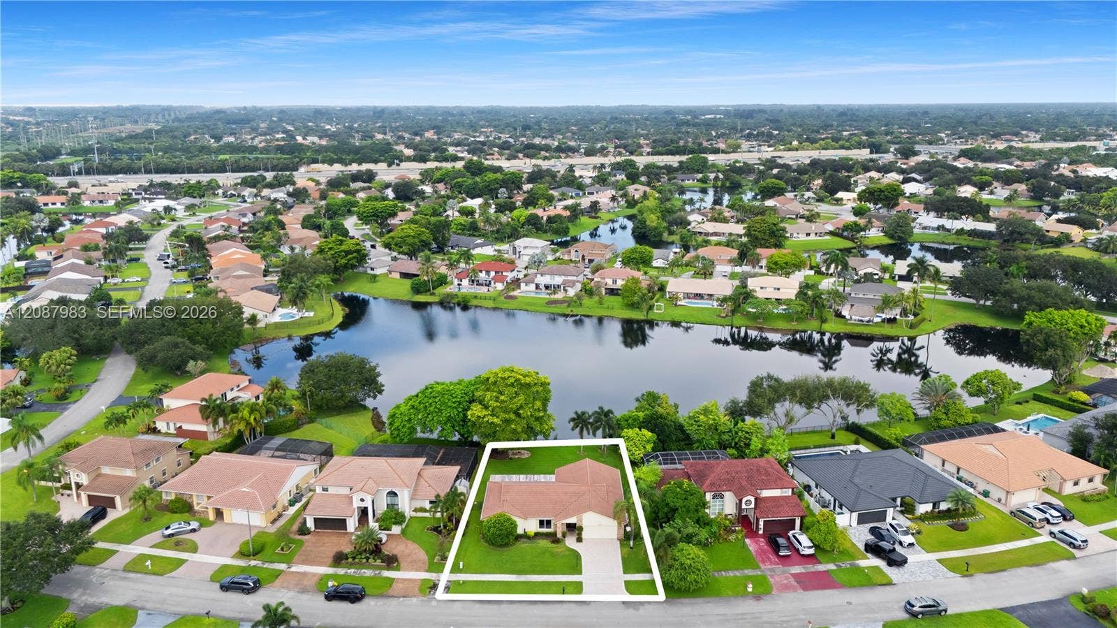6581 Falconsgate Avenue, Davie, FL 33331 Photo 4