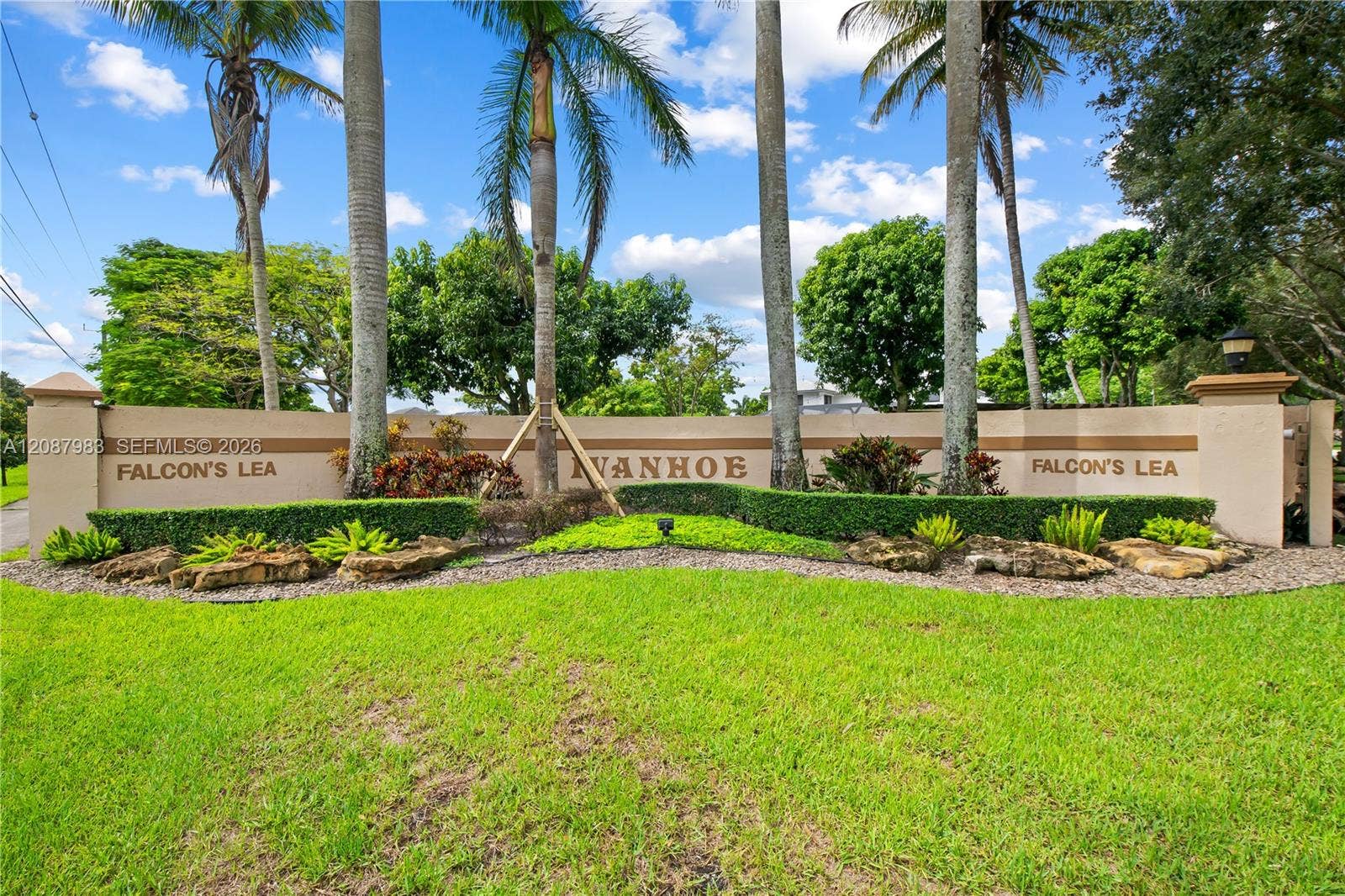 6581 Falconsgate Avenue, Davie, FL 33331 Photo 45
