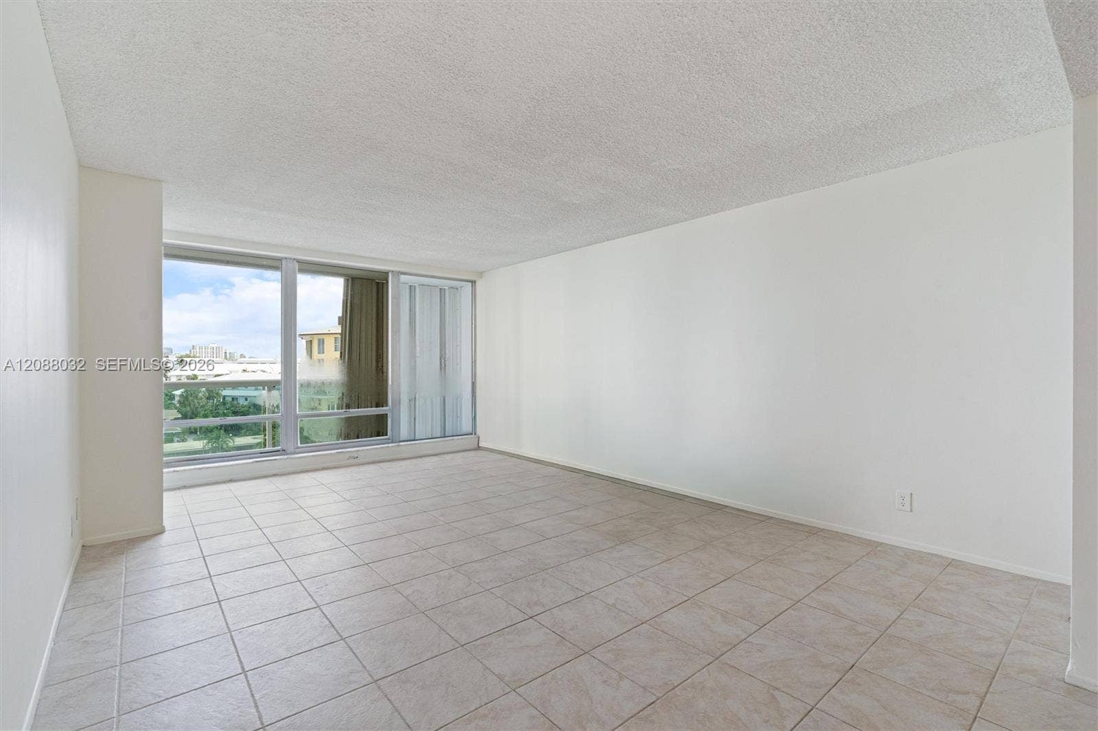 2100 S Ocean Lane, #401, Fort Lauderdale, FL 33316 Photo 17