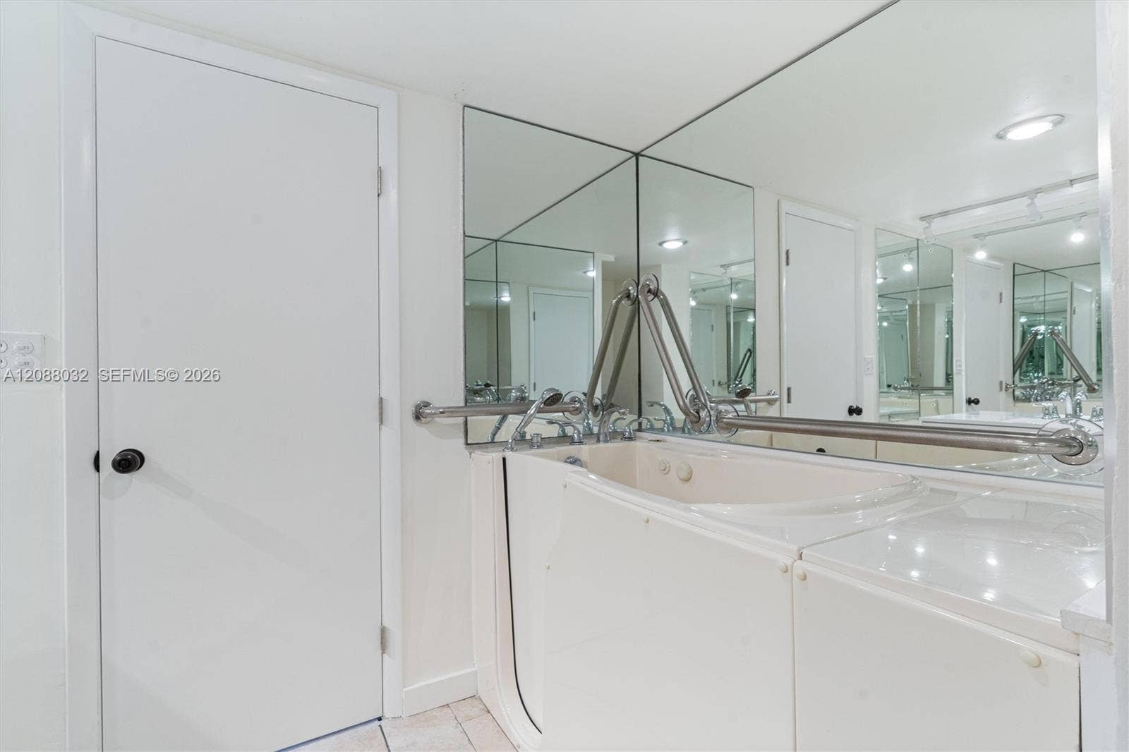 2100 S Ocean Lane, #401, Fort Lauderdale, FL 33316 Photo 19