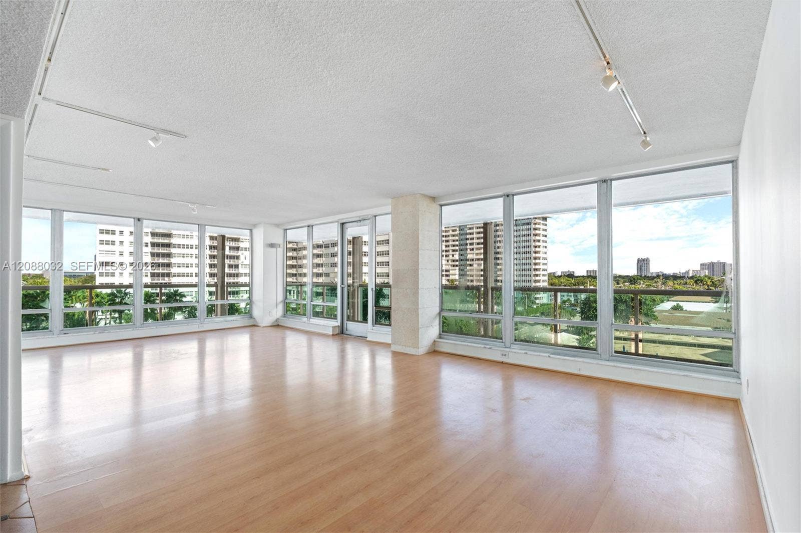 2100 S Ocean Lane, #401, Fort Lauderdale, FL 33316 Photo 6