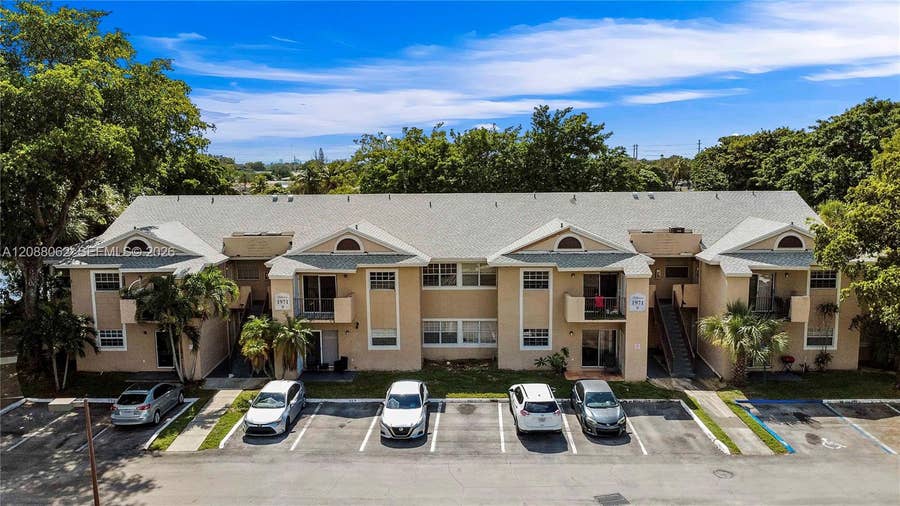 Property photo for 1971 NW 96th Terrace, #9K, Pembroke Pines, FL