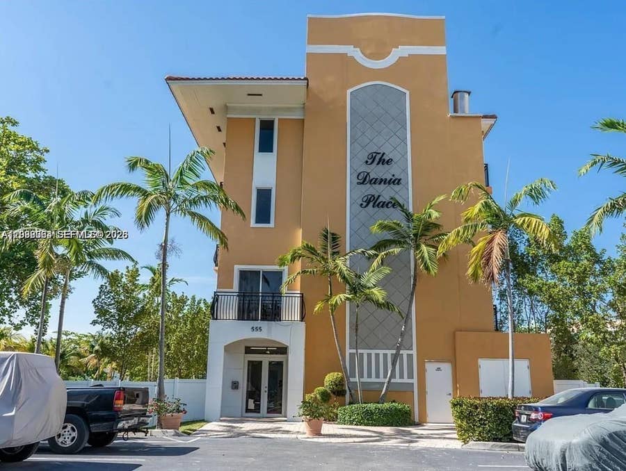 Property photo for 555 E Dania Beach Boulevard, #5, Dania Beach, FL
