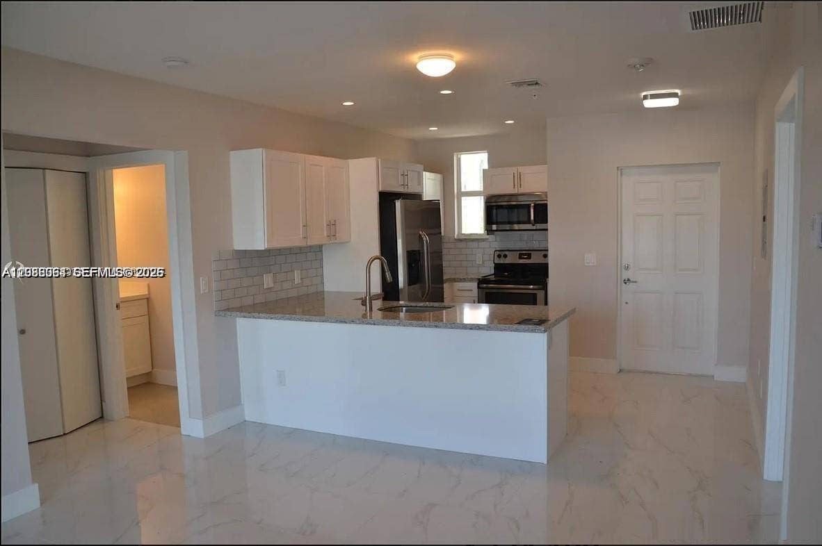 555 E Dania Beach Boulevard, #5, Dania Beach, FL 33004 Photo 6
