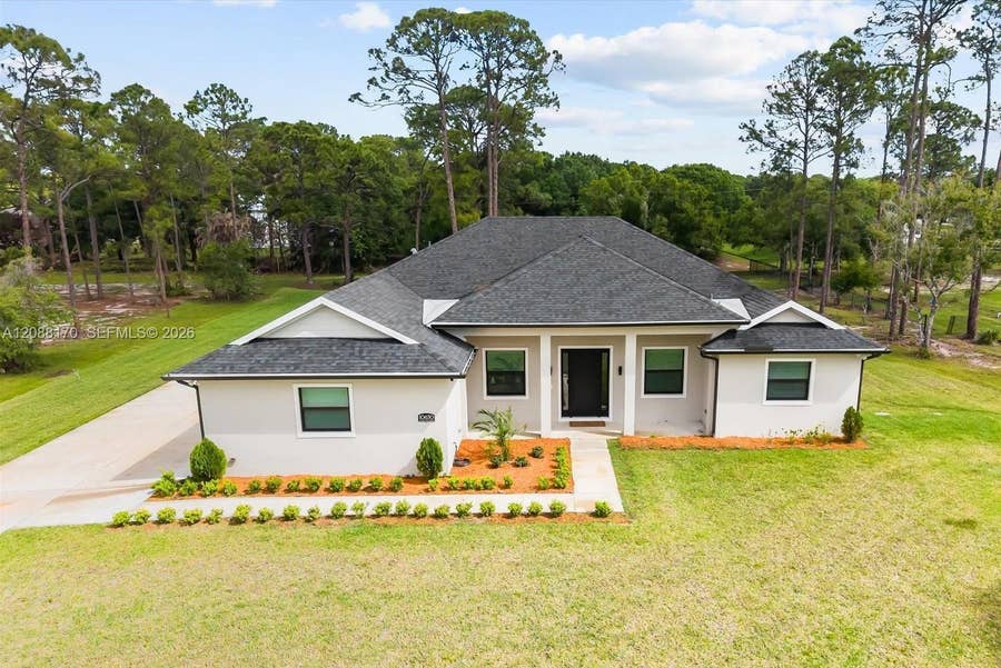 Property photo for 10630 Sugar Pine Drive, Fort Pierce, FL