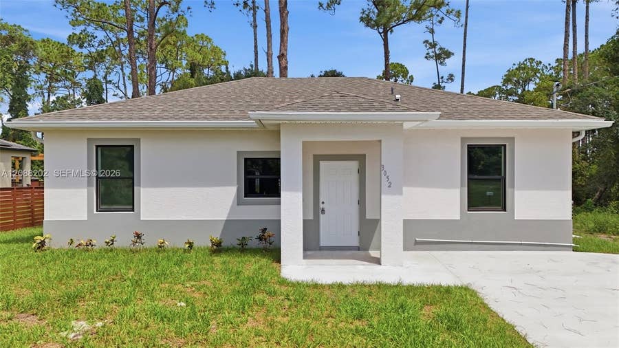 Property photo for 156 Carousel Avenue, Labelle, FL