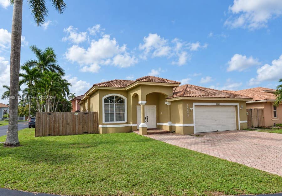 Property photo for 16362 SW 94th Street, Miami, FL
