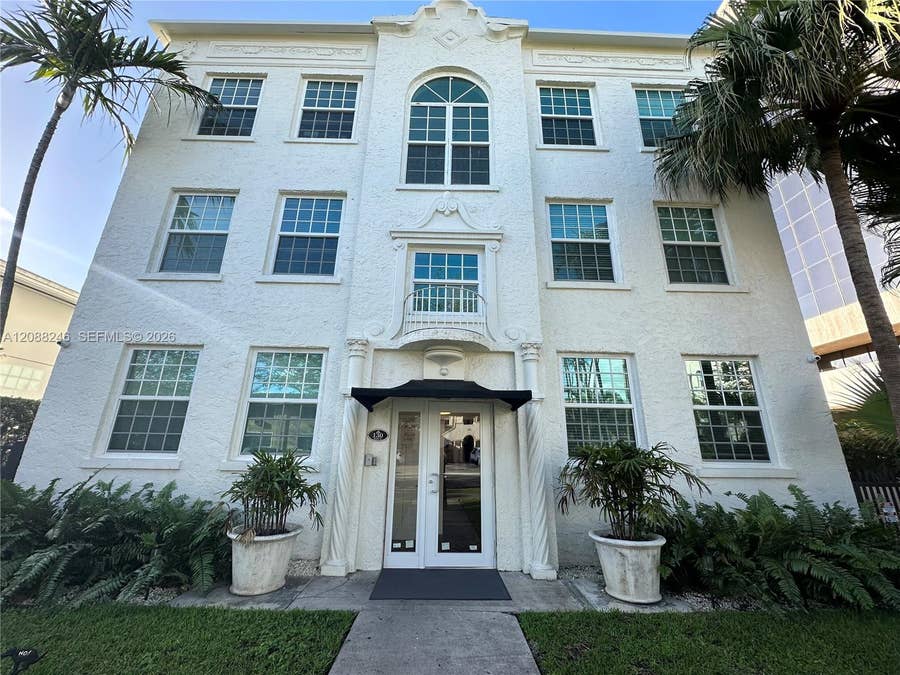 Property photo for 130 Antiquera Avenue, #8, Miami, FL