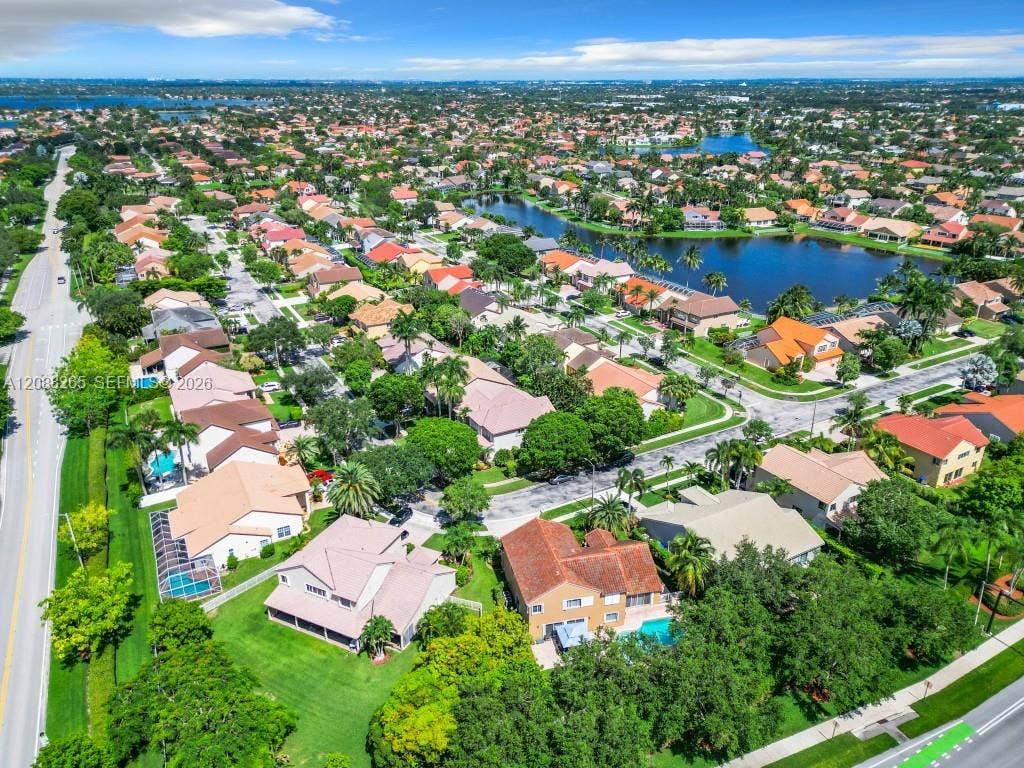 1342 NW 195th Avenue, Pembroke Pines, FL 33029 Photo 79