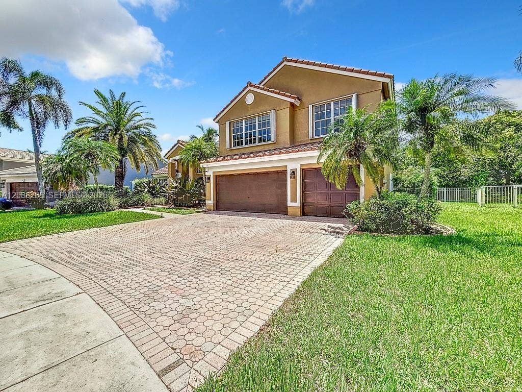 1342 NW 195th Avenue, Pembroke Pines, FL 33029 Photo 1