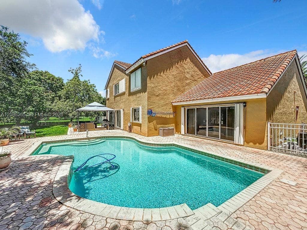 1342 NW 195th Avenue, Pembroke Pines, FL 33029 Photo 71