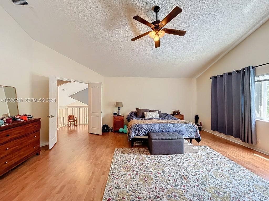 1342 NW 195th Avenue, Pembroke Pines, FL 33029 Master suite