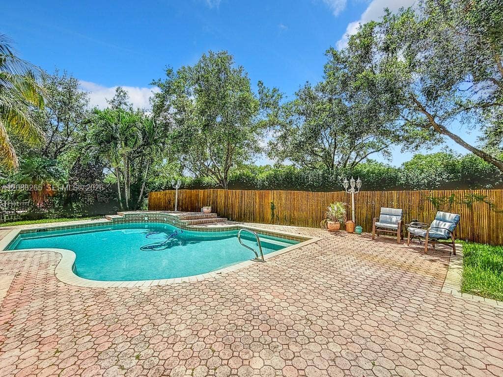 1342 NW 195th Avenue, Pembroke Pines, FL 33029 Photo 68