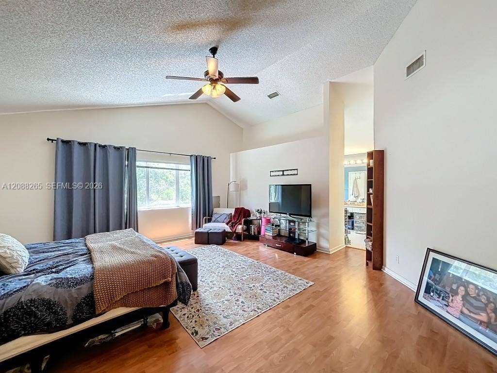 1342 NW 195th Avenue, Pembroke Pines, FL 33029 Master suite