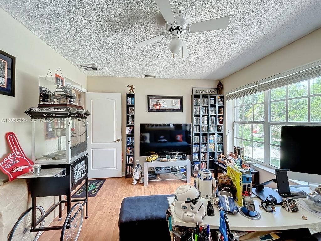 1342 NW 195th Avenue, Pembroke Pines, FL 33029 Photo 35