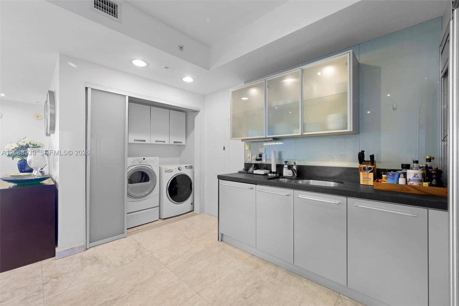 18201 Collins Avenue, #1006, Sunny Isles Beach, FL 33160 Photo 8