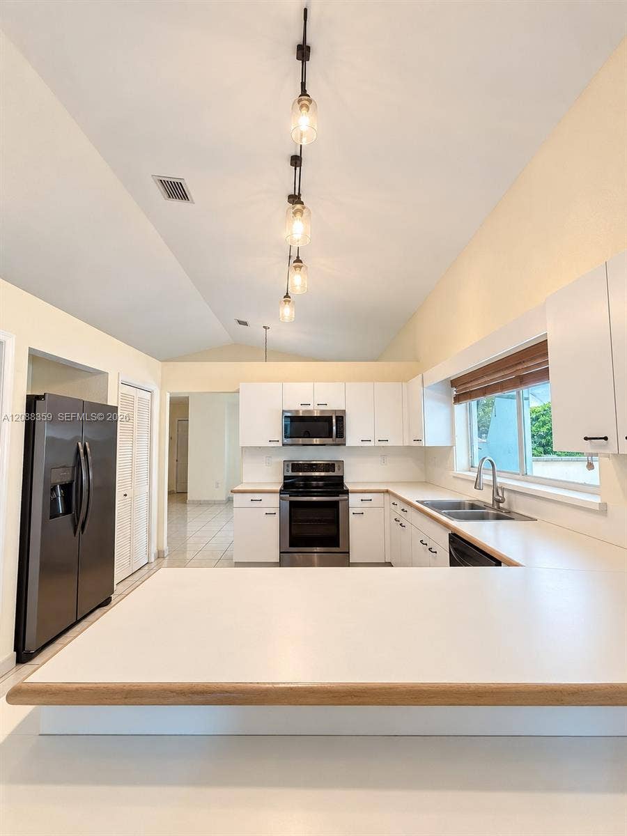 16080 SW 155th Court, Miami, FL 33187 Photo 12