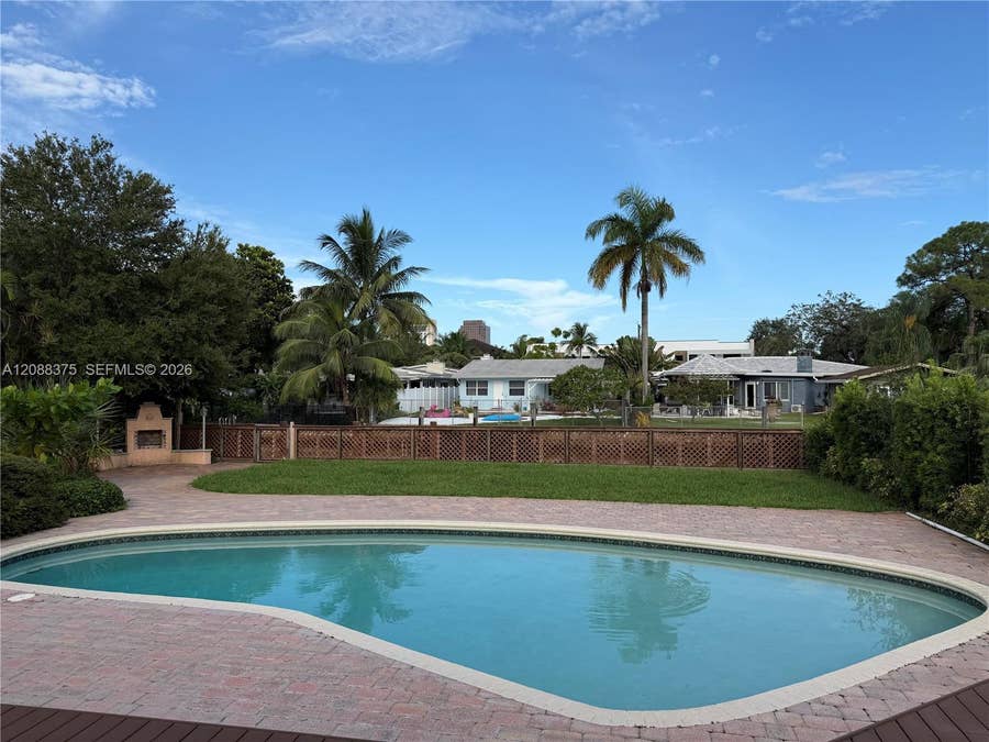 Property photo for 800 SW 8th Terrace, Fort Lauderdale, FL