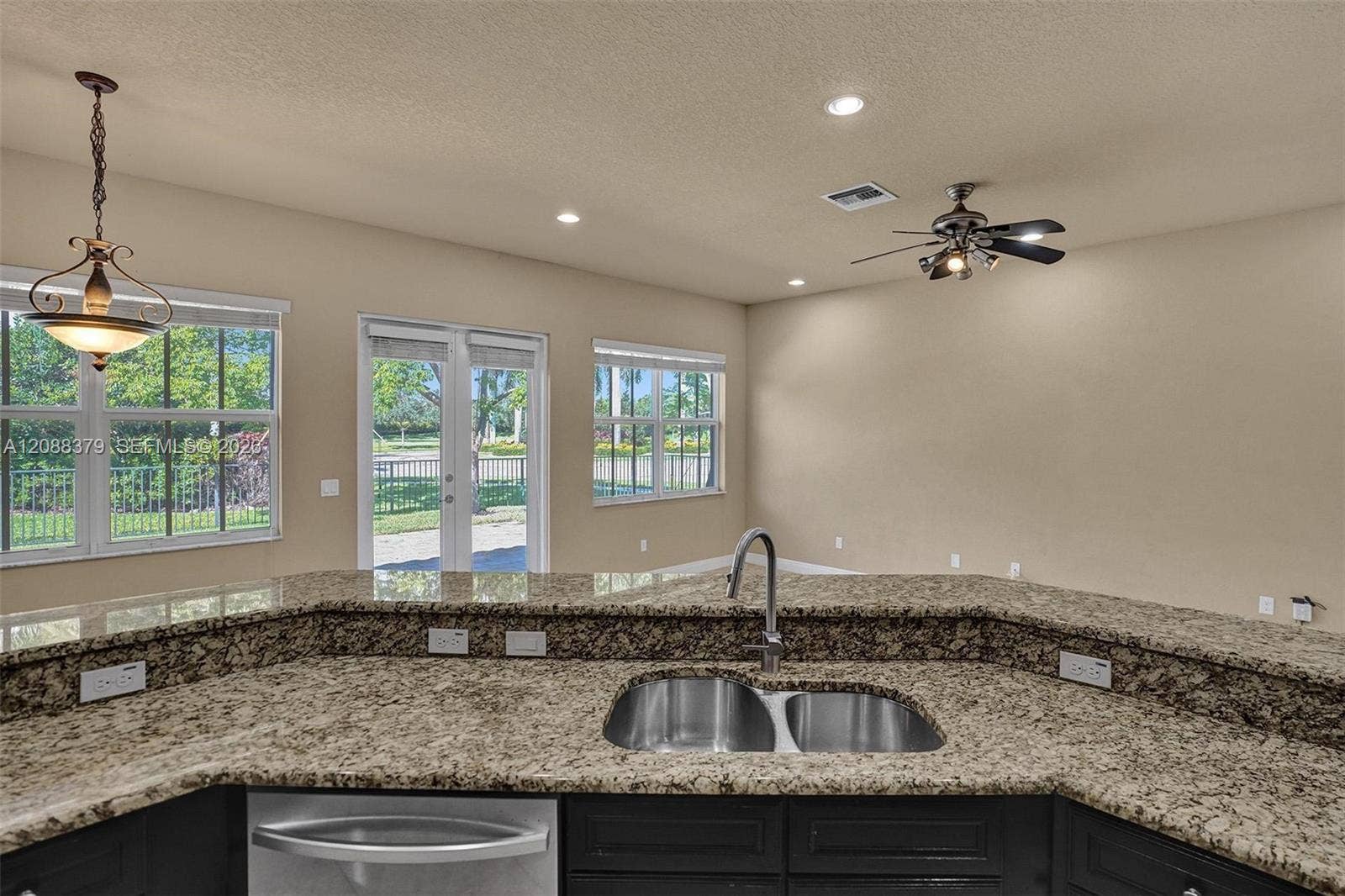 10398 Waterside Court, Parkland, Parkland, FL 33076 Photo 11