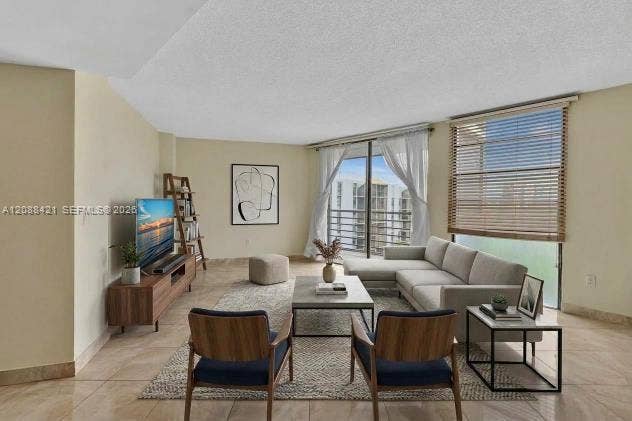 VIRTUAL STAGING