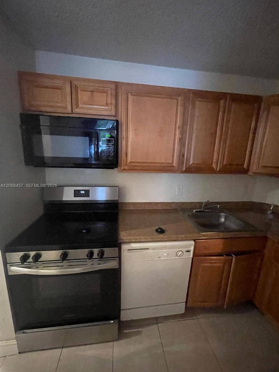10773 Cleary Boulevard, #103, Plantation, Plantation, FL 33324 Photo 26