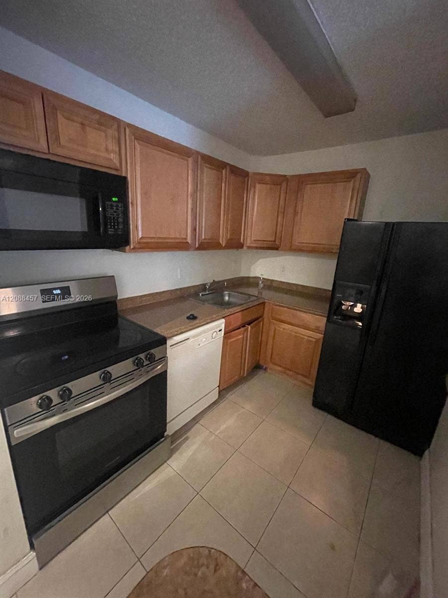 10773 Cleary Boulevard, #103, Plantation, Plantation, FL 33324 Photo 3
