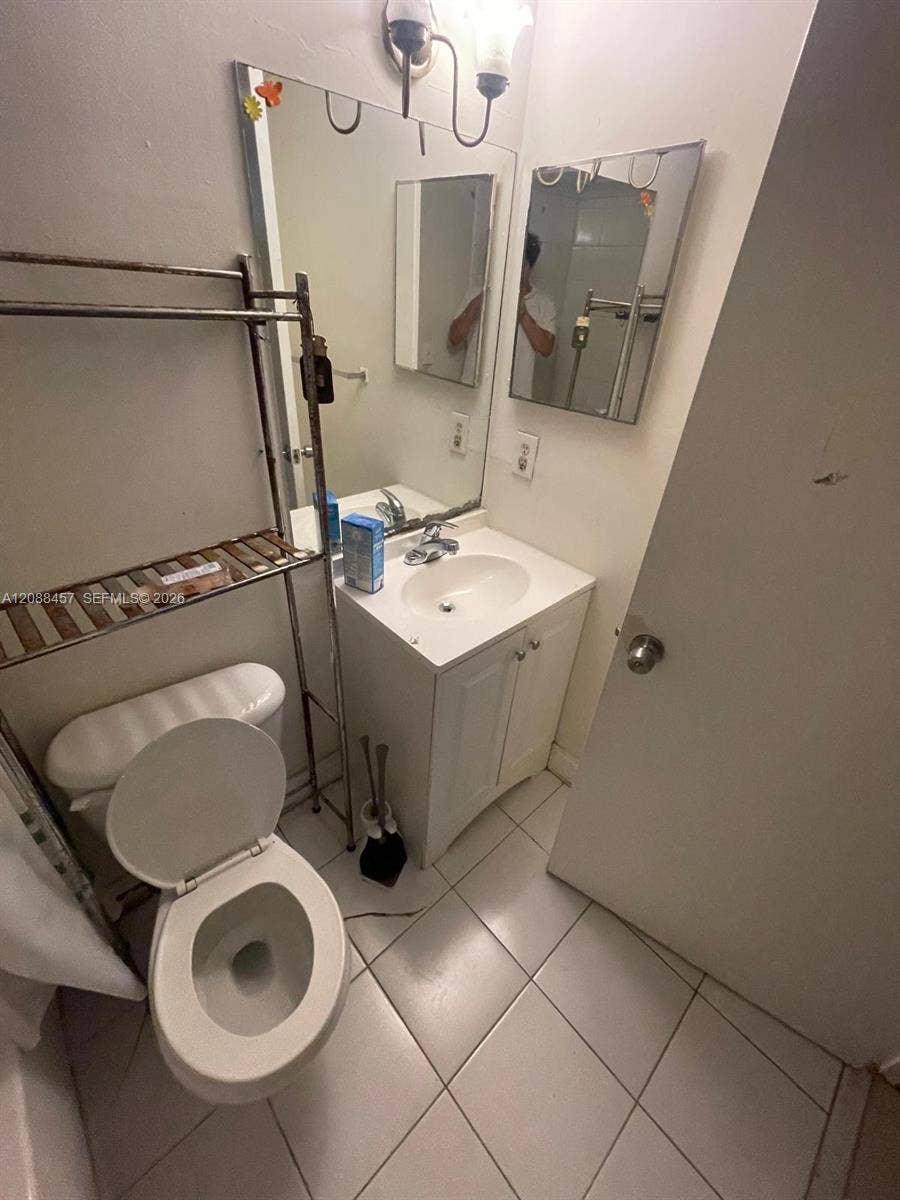 10773 Cleary Boulevard, #103, Plantation, Plantation, FL 33324 Photo 25