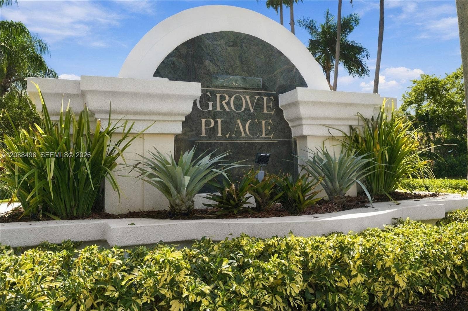 1423 SW 158th Avenue, Pembroke Pines, FL 33027 Photo 2