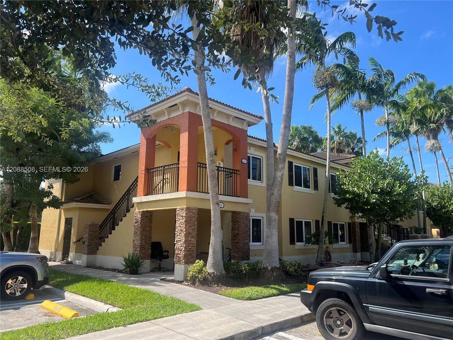 Property photo for 3390 NE 9th Street, #201, Homestead, FL