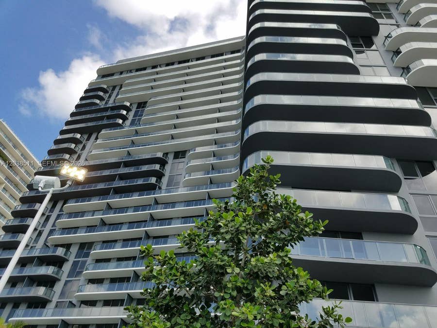 Property photo for 121 NE 34 Street, #811, Miami, FL