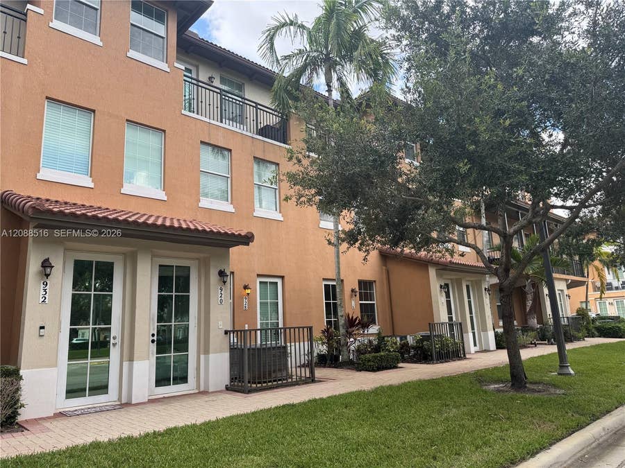 Property photo for 928 SW 147th Avenue, #2906, Pembroke Pines, FL