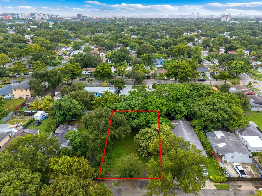 Property photo for 920 NW 51st Street, Miami, FL