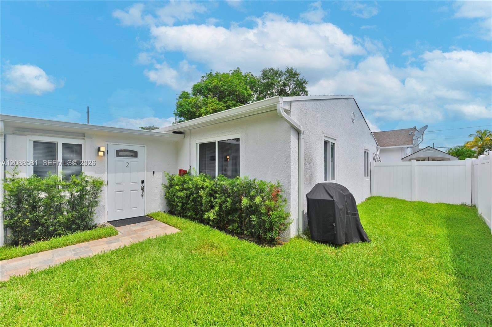 326 SW 14th Street, #2, Dania, Dania Beach, FL 33004 Photo 1