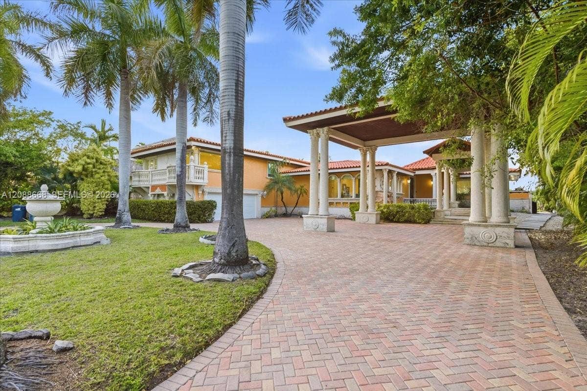1249 Biscaya Drive, #1249, Surfside, Surfside, FL 33154 Photo 62