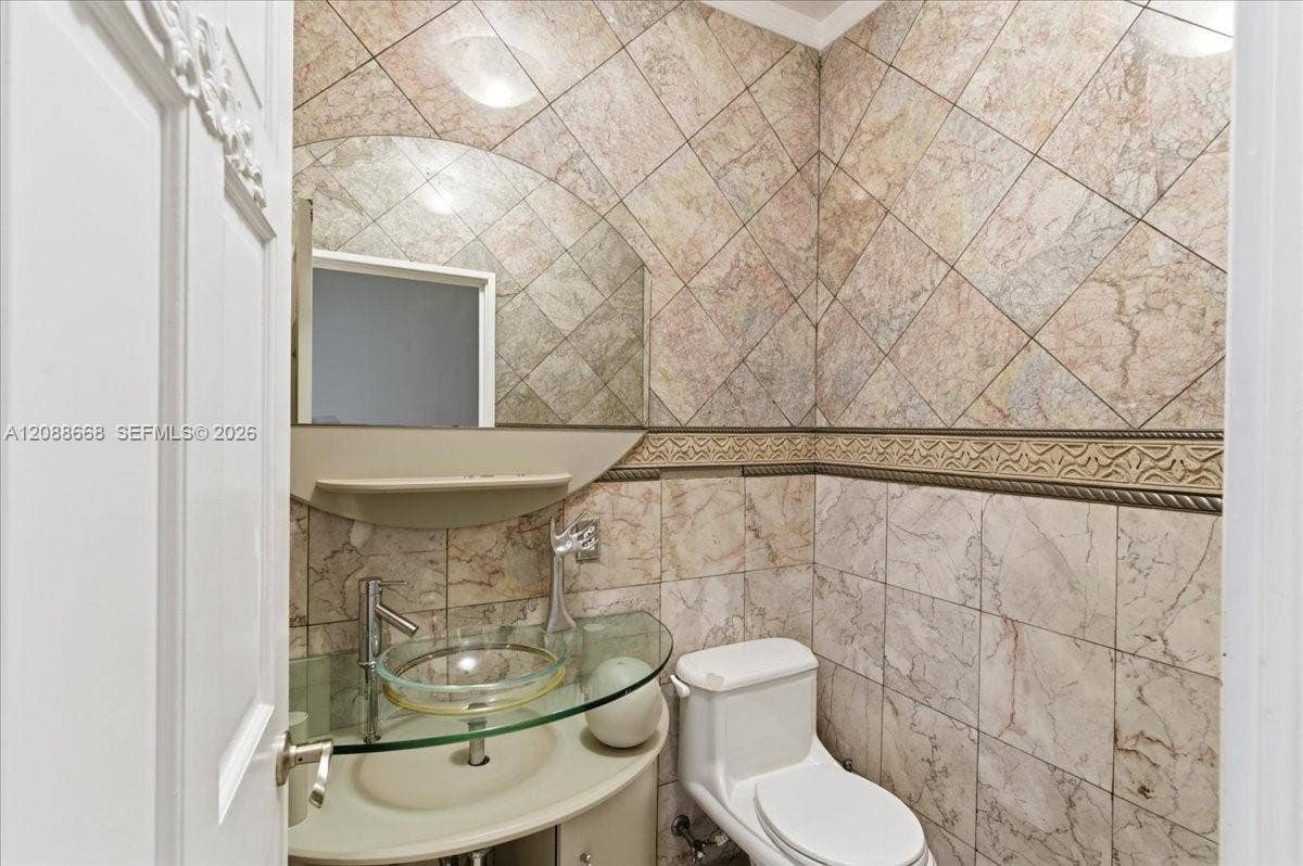 1249 Biscaya Drive, #1249, Surfside, Surfside, FL 33154 Photo 29