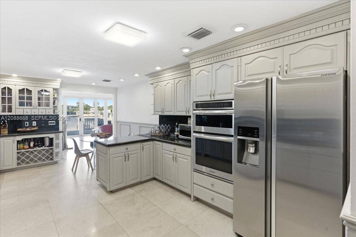 1249 Biscaya Drive, #1249, Surfside, Surfside, FL 33154 Photo 25