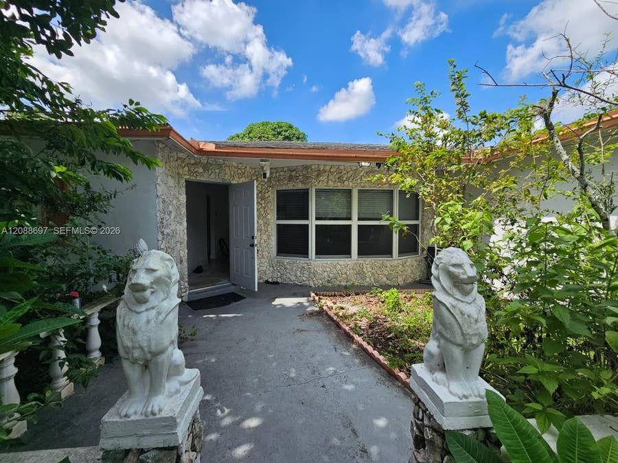 Property photo for 830 SW 50th Avenue, Margate, FL