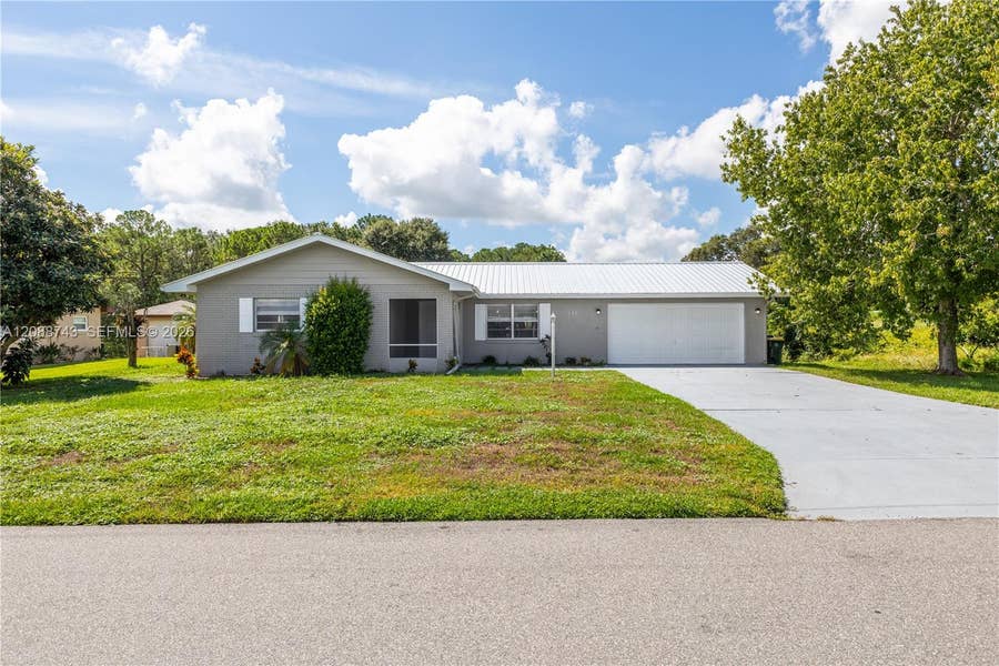 Property photo for 219 Cumquat Road NE, Lake Placid, FL