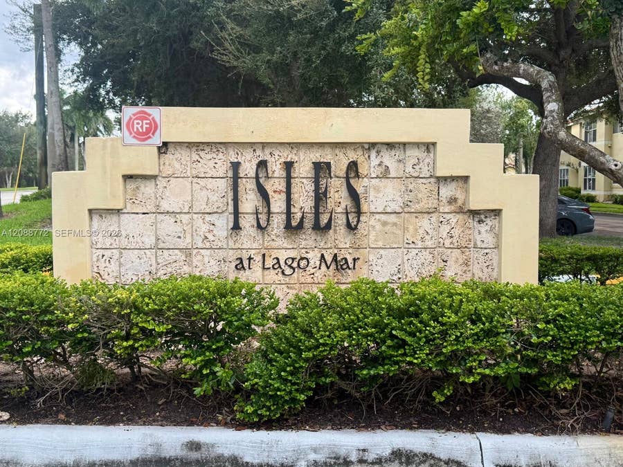 Property photo for 457 Vista Isles Drive, #2114, Sunrise, FL