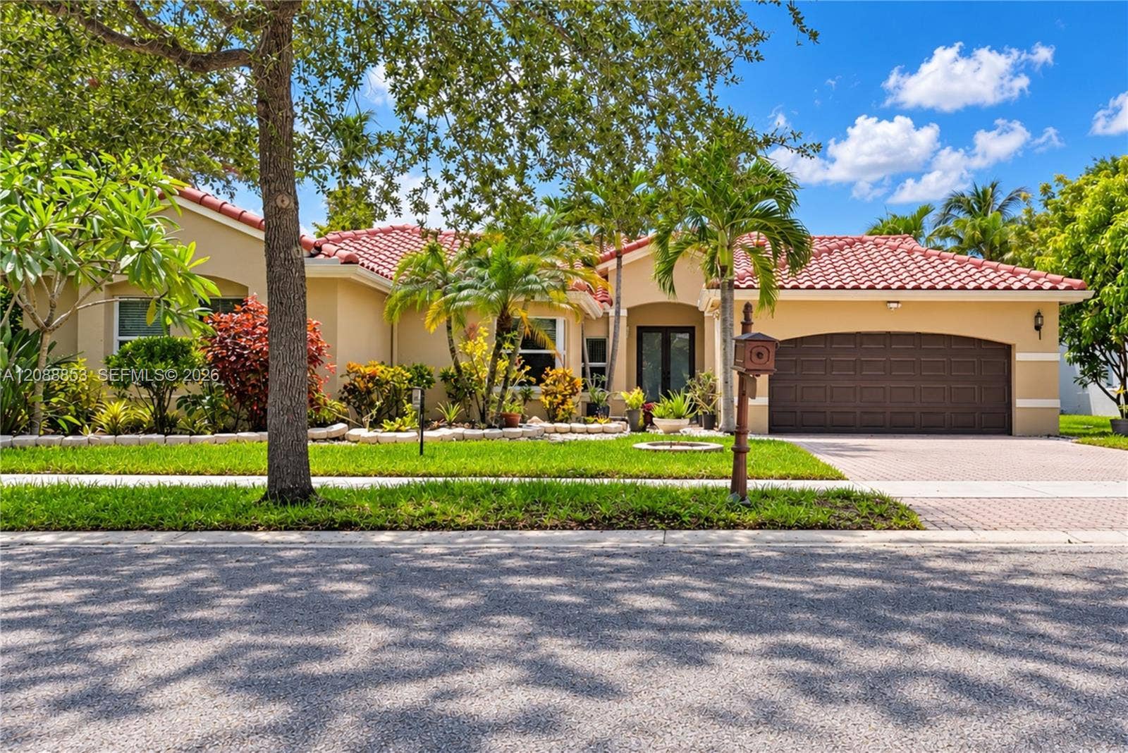523 Stonemont Drive, Weston, FL 33326 Photo 1