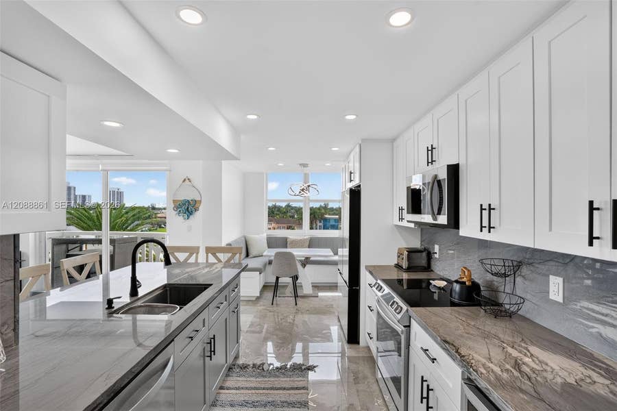 Property photo for 3113 S Ocean Drive, #510, Hallandale Beach, FL