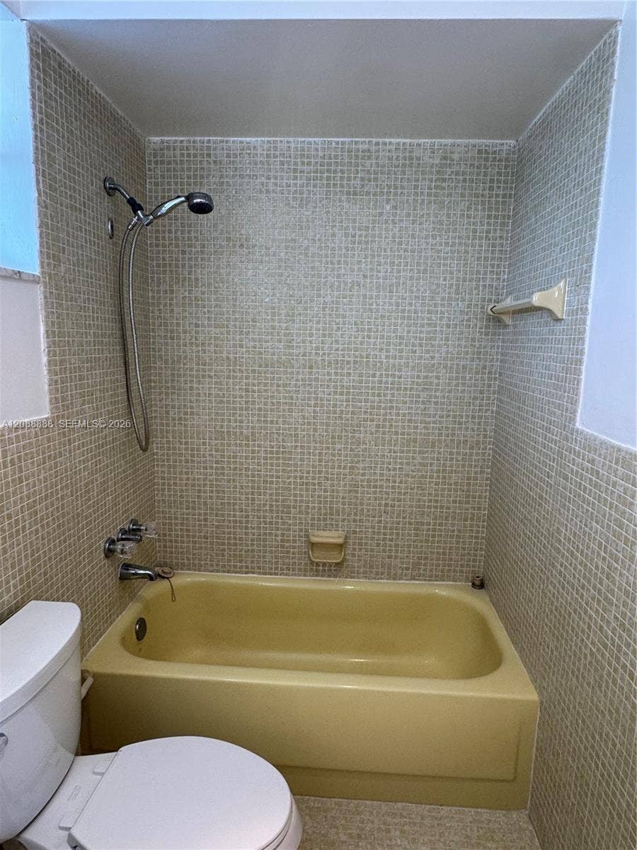 2940 NE 203rd Street, #C213, Aventura, FL 33180 Photo 12