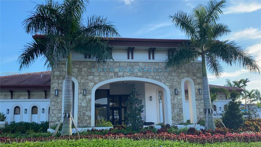 Property photo for 10948 W 32nd Lane, Hialeah, FL